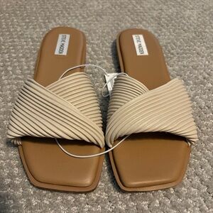 Steve Madden Beige Crisscross Sandals